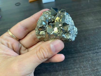 Pyrite Cluster – Octahedron Formation